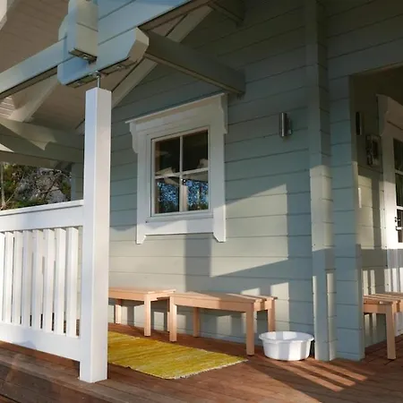 Lakeside Escape Stylish With Sauna *