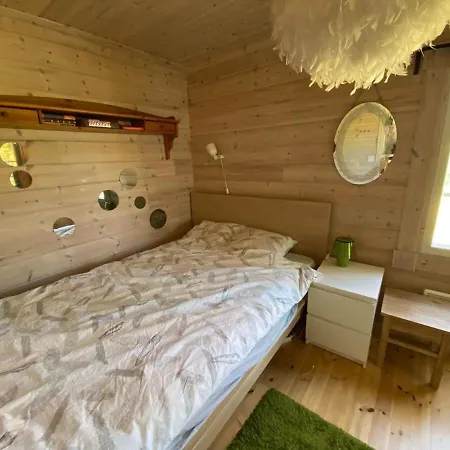 Lakeside Escape Stylish With Sauna