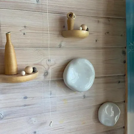 Lakeside Escape Stylish With Sauna شاليه