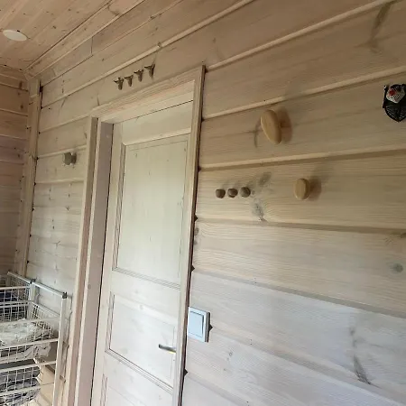 Dağ evi Lakeside Escape Stylish With Sauna